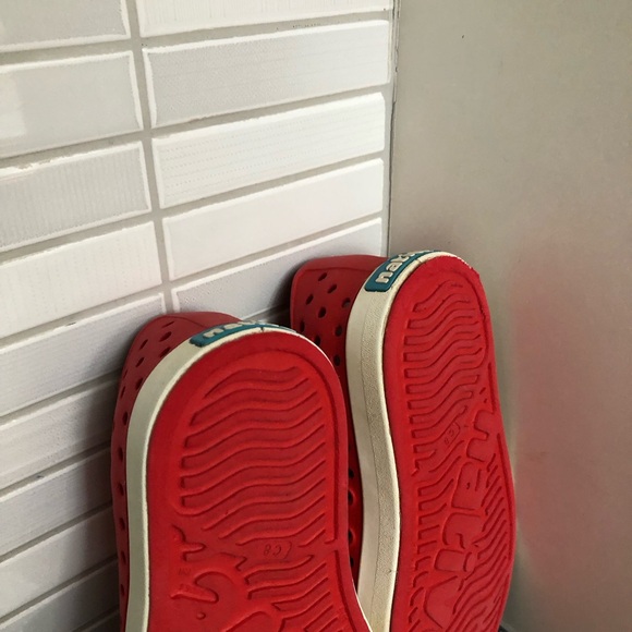 Unisex Red Native Jefferson child shoes - Picture 8 of 9